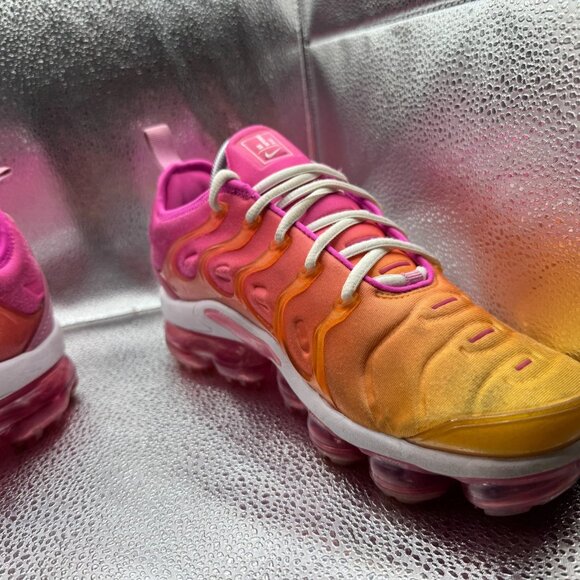 Size 8.5 Nike Air Vapormax Plus Summer Sunset Pink Womens Sneakers CI9900-600 - Picture 7 of 12